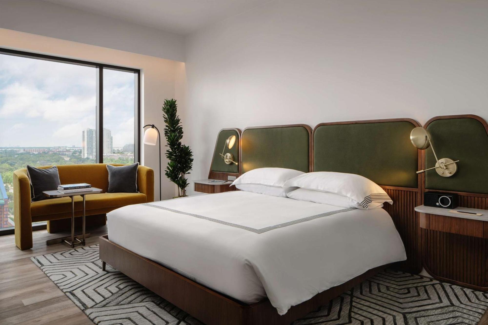Thompson Houston, By Hyatt Hotel Exterior foto