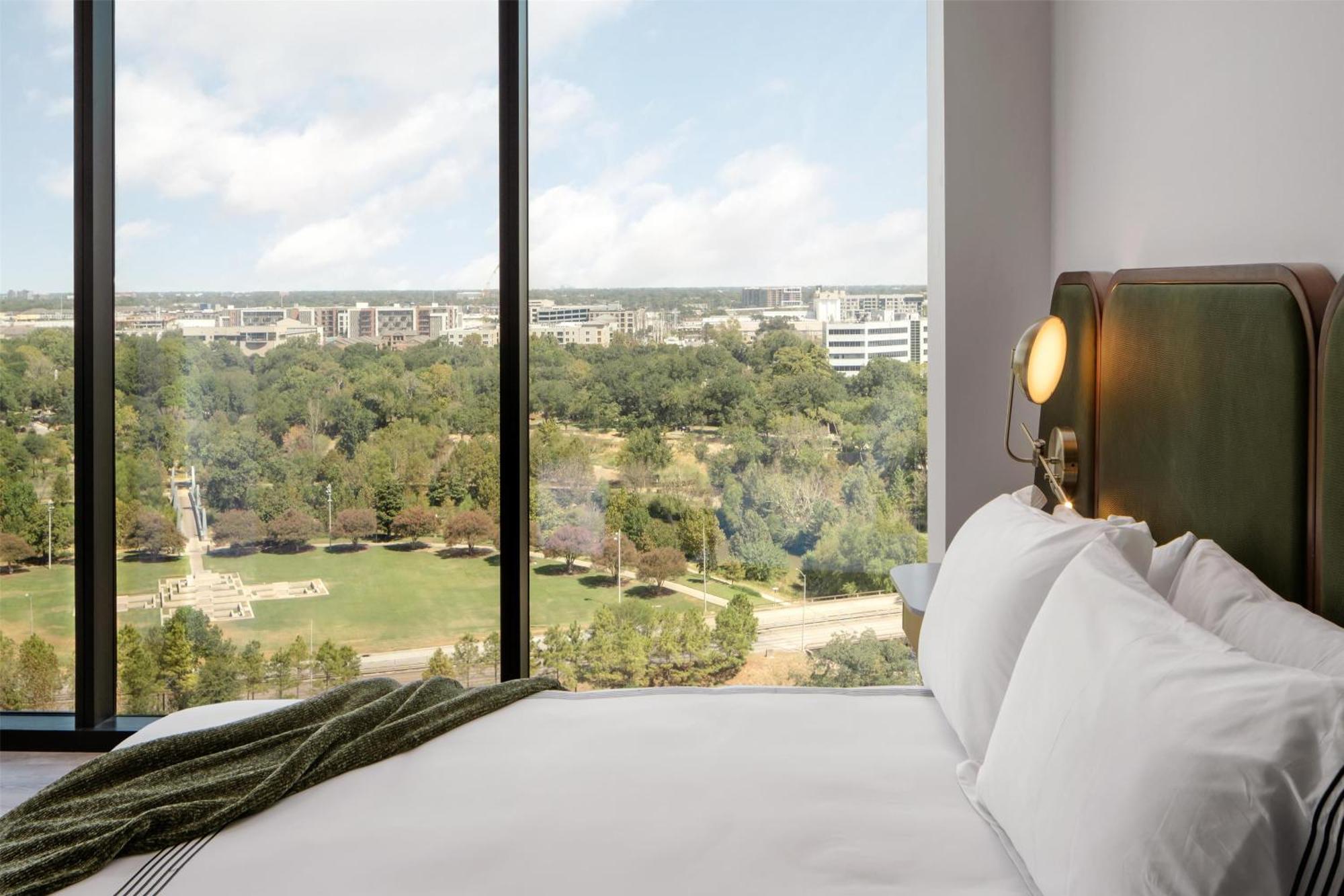 Thompson Houston, By Hyatt Hotel Exterior foto